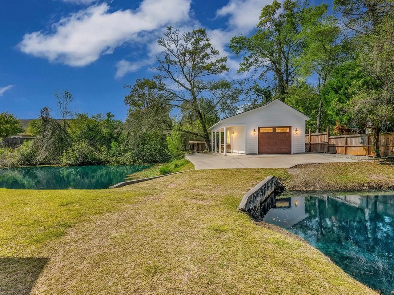 5068 South First St.  Photo 40