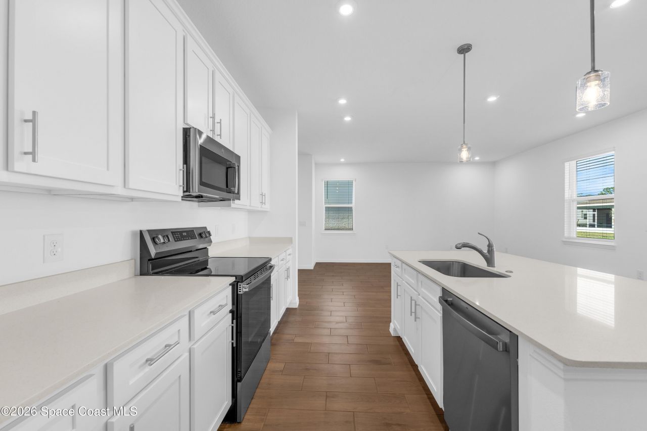 897 Castleford Avenue NE , Palm Bay, FL 32905 Photo