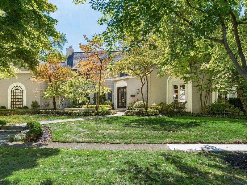 275 Ashbourne Place, Bexley, OH 43209 Photo 2