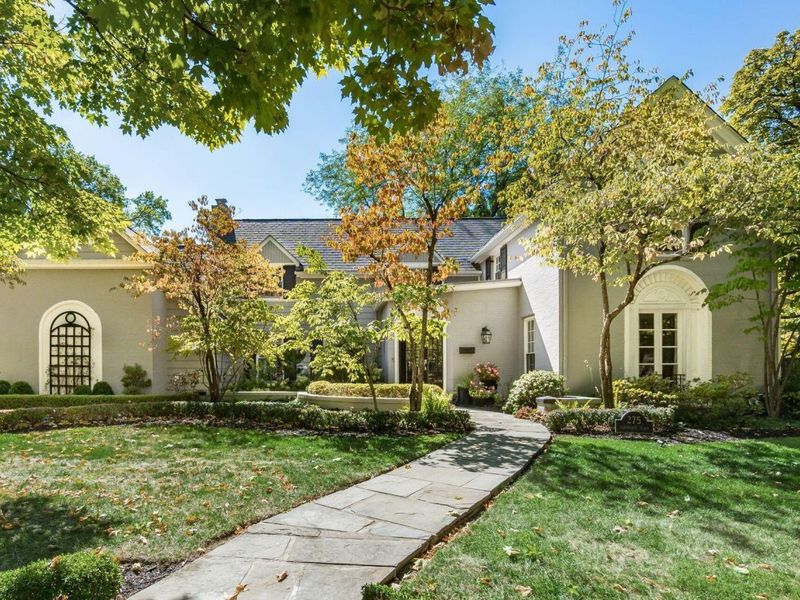 275 Ashbourne Place, Bexley, OH 43209 Photo 3