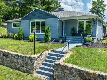 1307 S Massie Ave , Covington, VA 24426