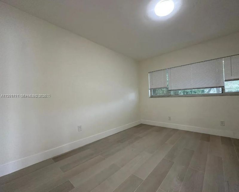 1514 SW 6th St, Unit 4, Miami, FL 33135 Photo