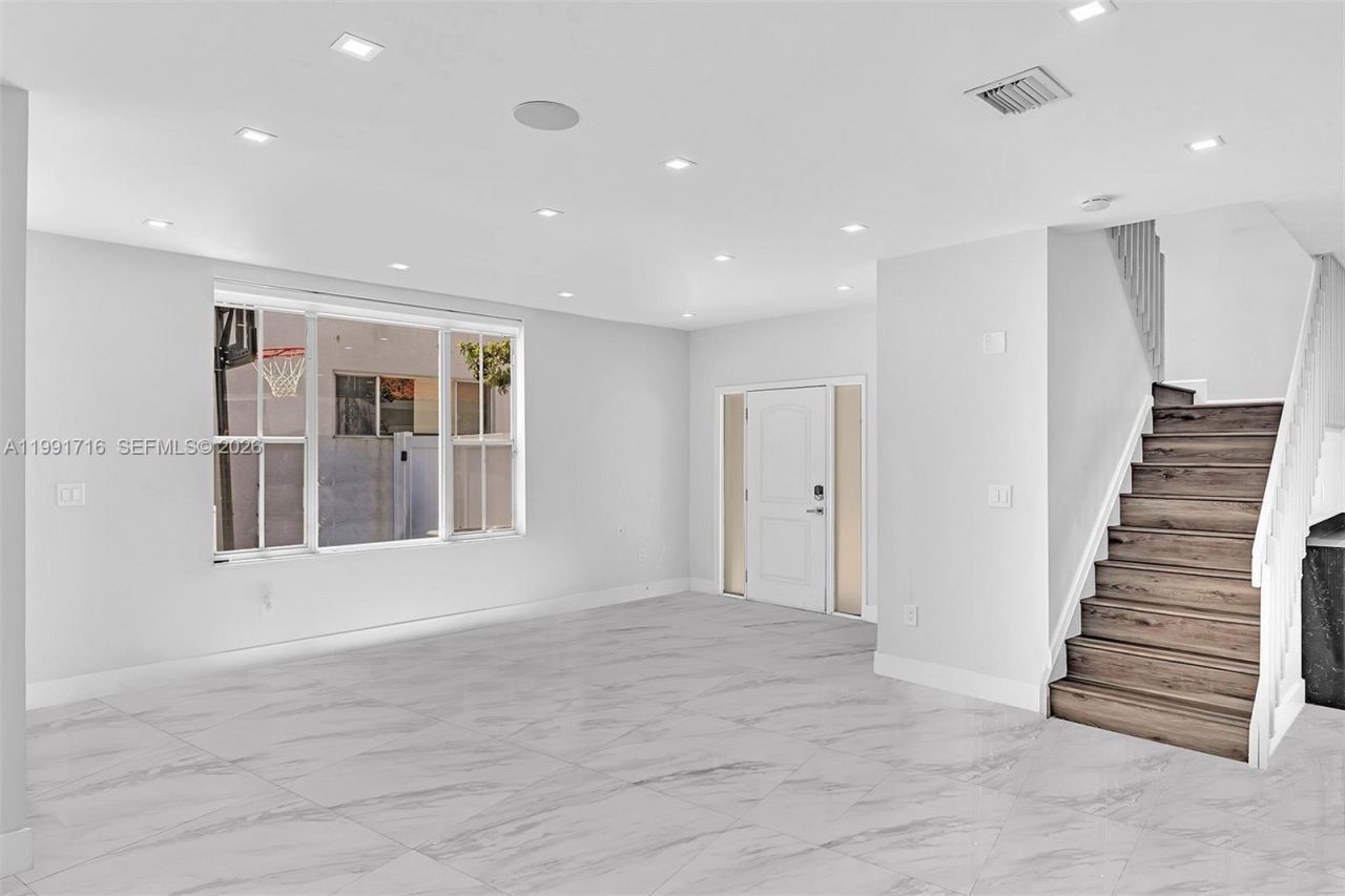 3085 N 36th Ave , Hollywood, FL 33021 Photo