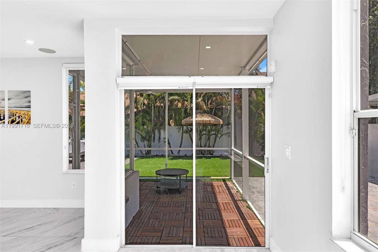 3085 N 36th Ave , Hollywood, FL 33021 Photo