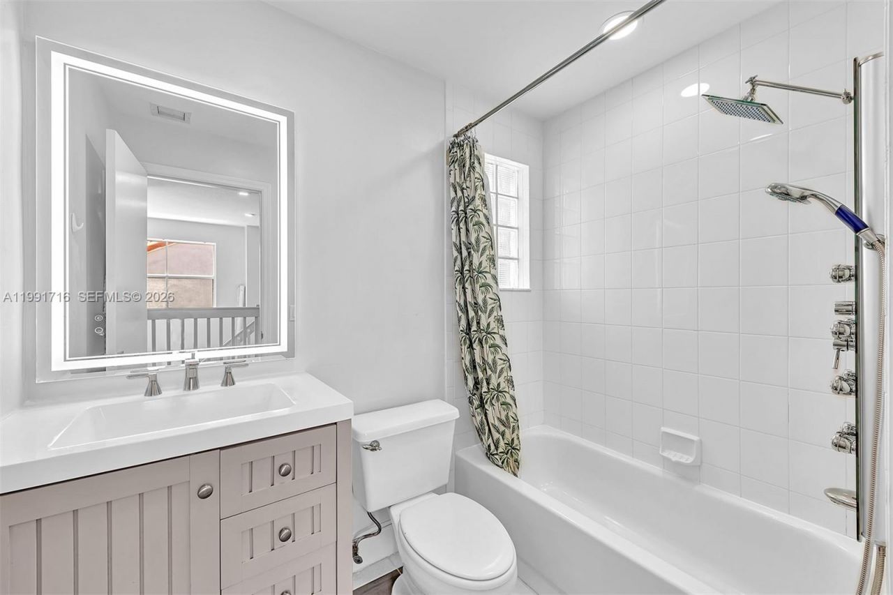 3085 N 36th Ave , Hollywood, FL 33021 Photo