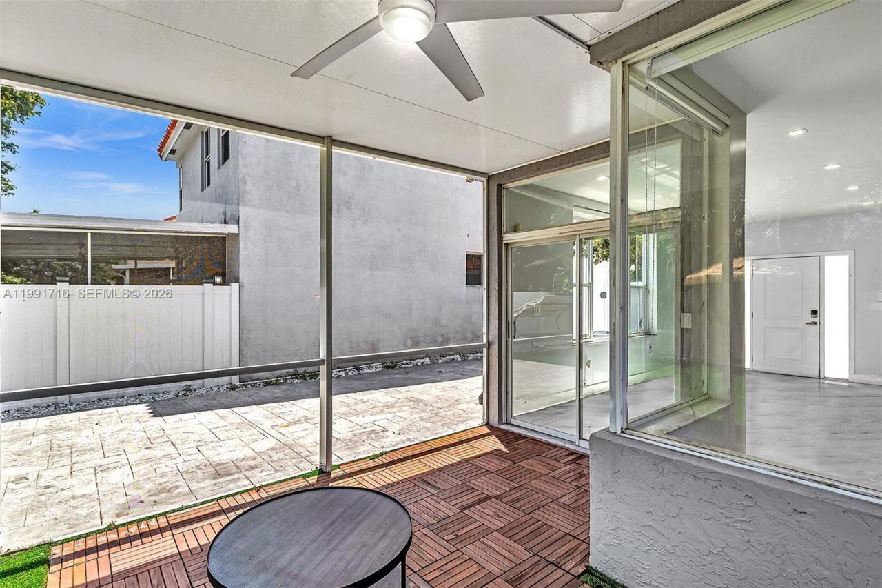 3085 N 36th Ave , Hollywood, FL 33021 Photo