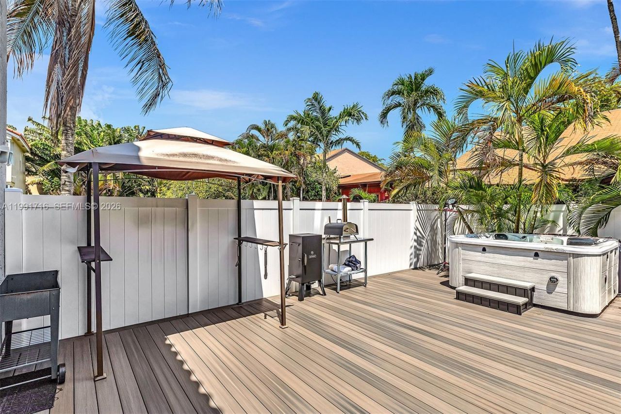 3085 N 36th Ave , Hollywood, FL 33021 Photo