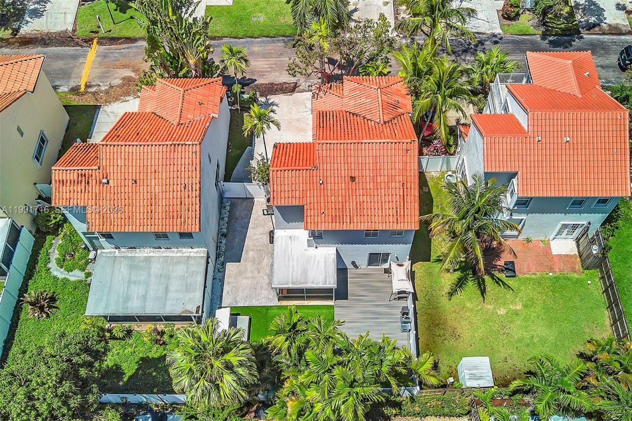 3085 N 36th Ave , Hollywood, FL 33021 Photo