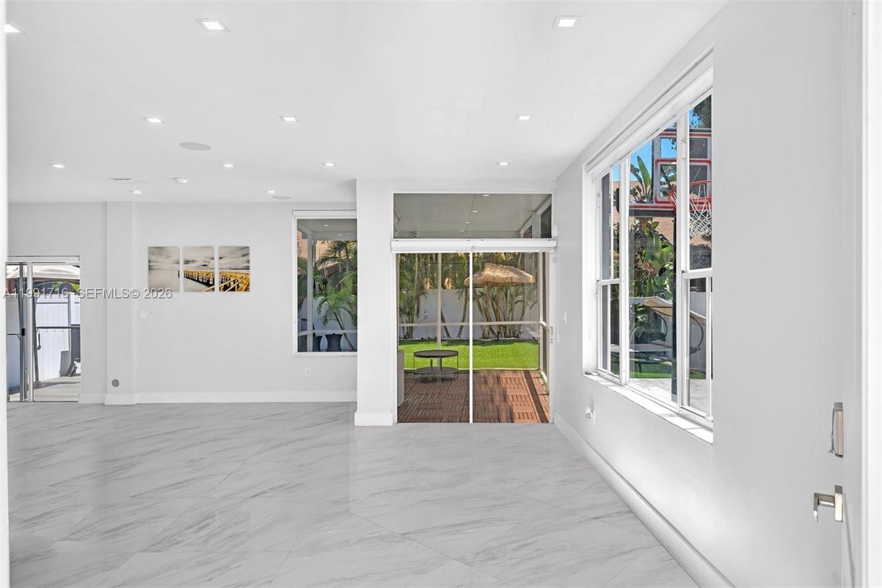 3085 N 36th Ave , Hollywood, FL 33021 Photo