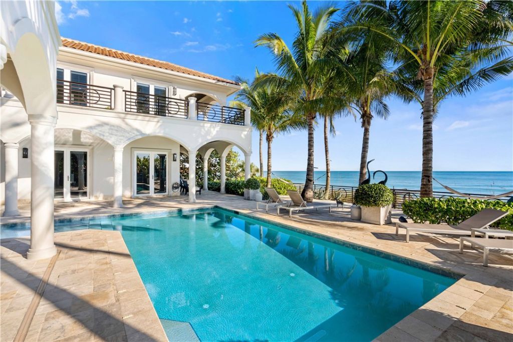 3756 Ocean Drive, Vero Beach, FL 32963 Photo