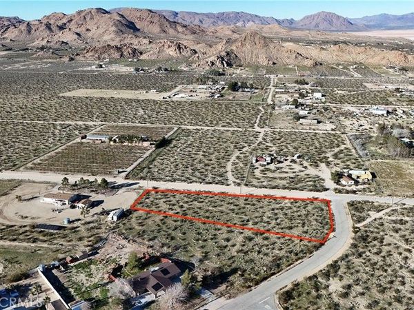 718 Clark Rd., Lucerne Valley, CA 92356