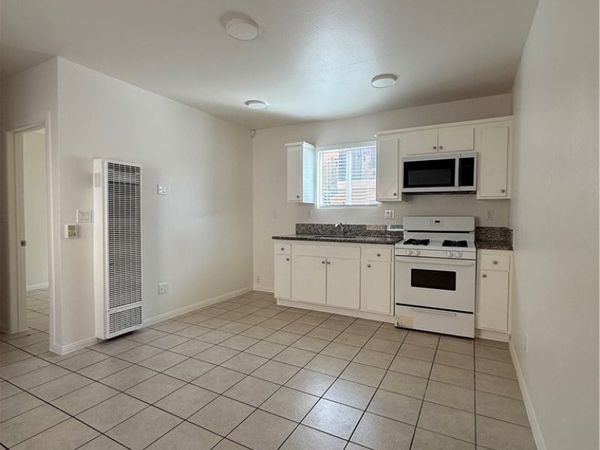 1623 Sherman Place, Unit 7, Long Beach, CA 90804