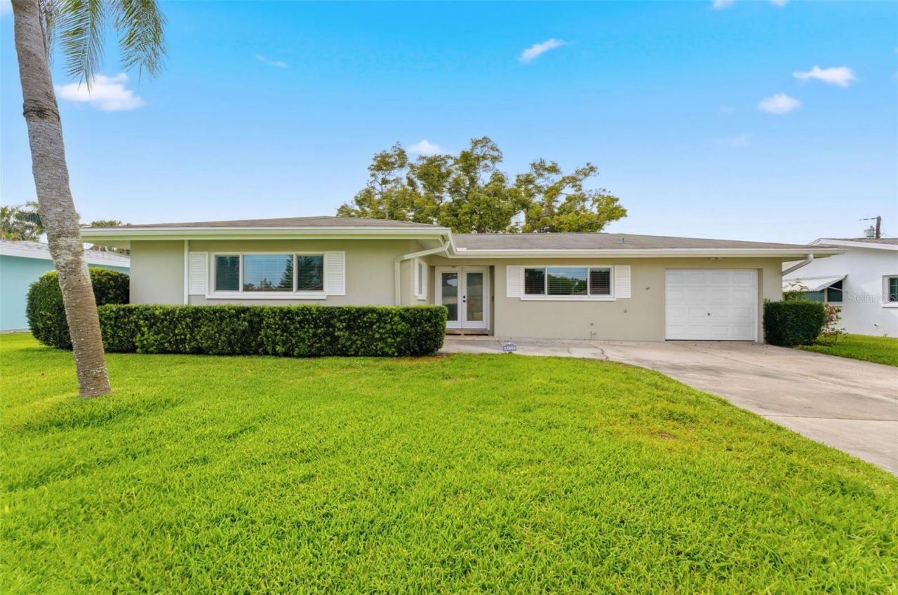 12694 138th Lane , Largo, FL 33774 Photo