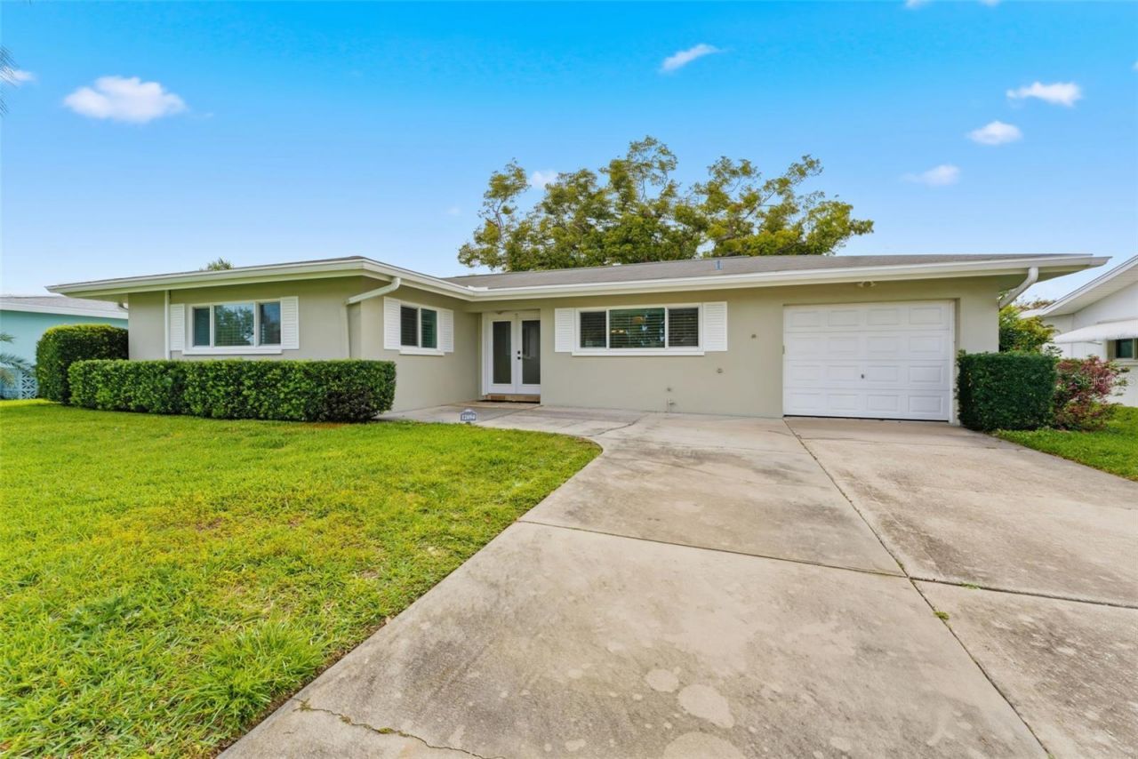 12694 138th Lane , Largo, FL 33774 Photo