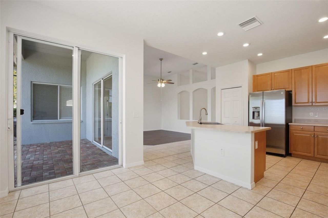 5917 Wedgefield Drive , Zephyrhills, FL 33541 Photo