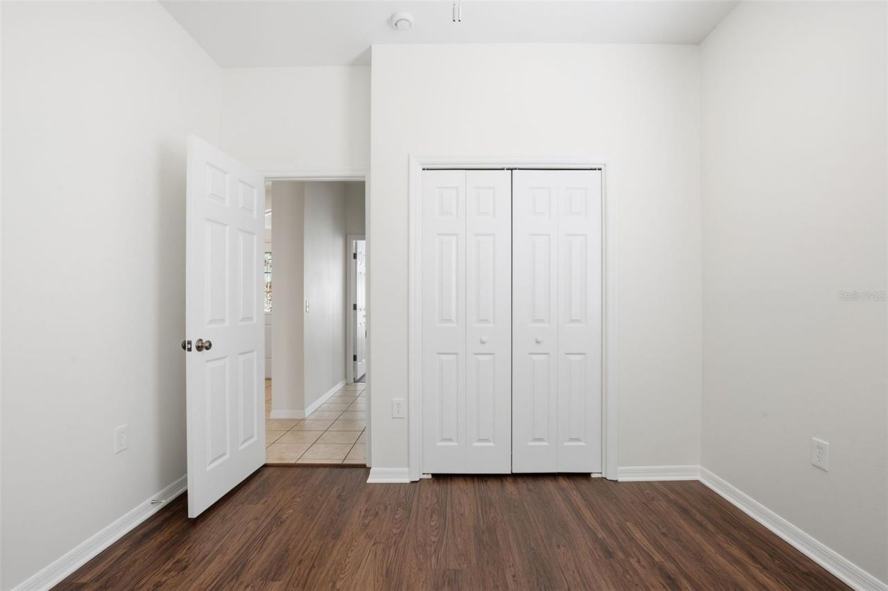 5917 Wedgefield Drive , Zephyrhills, FL 33541 Photo