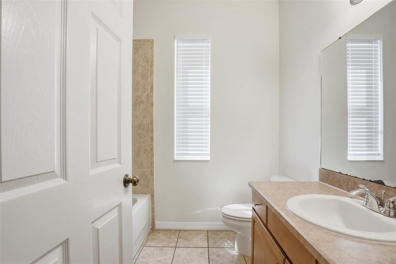 5917 Wedgefield Drive , Zephyrhills, FL 33541 Photo