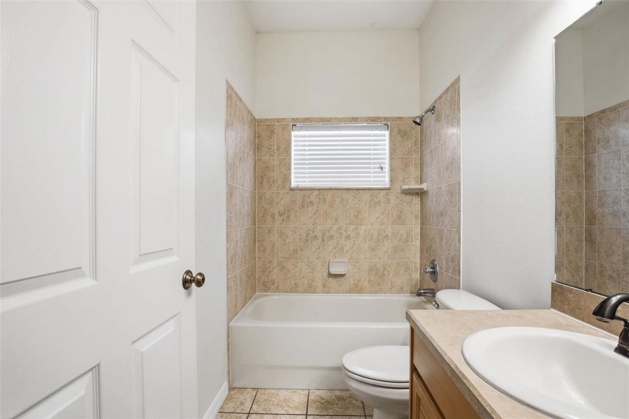 5917 Wedgefield Drive , Zephyrhills, FL 33541 Photo