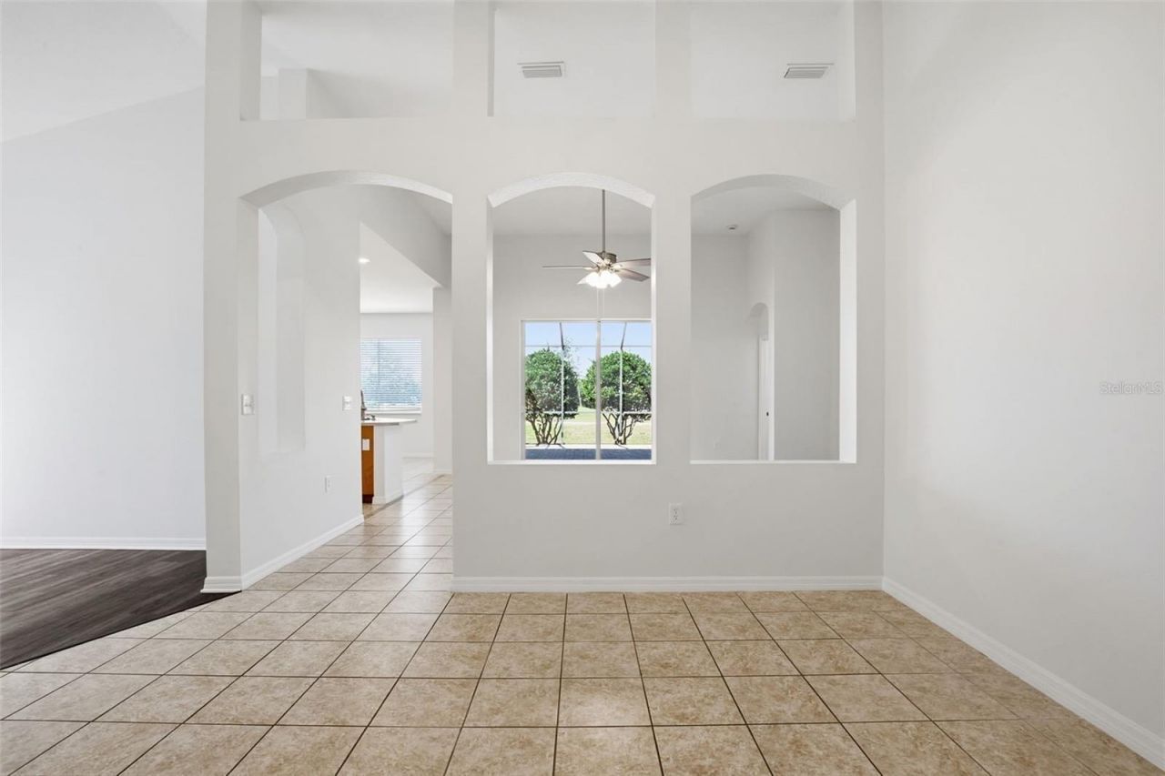 5917 Wedgefield Drive , Zephyrhills, FL 33541 Photo