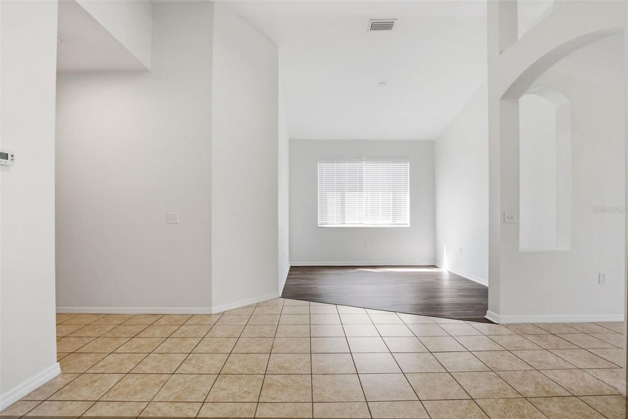 5917 Wedgefield Drive , Zephyrhills, FL 33541 Photo