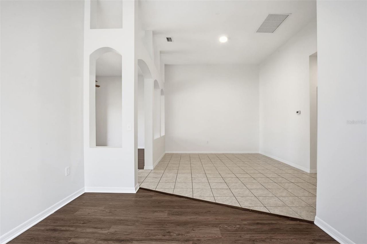 5917 Wedgefield Drive , Zephyrhills, FL 33541 Photo