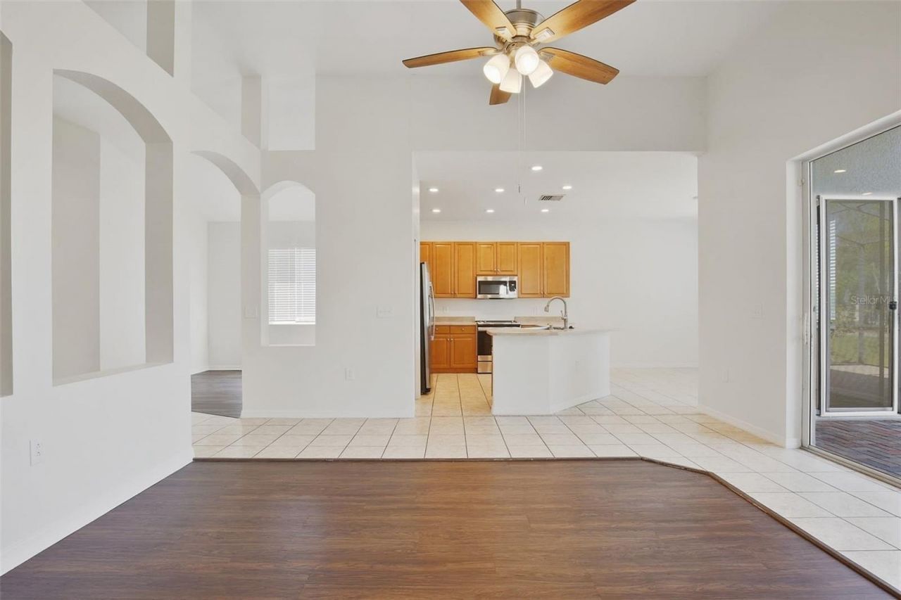 5917 Wedgefield Drive , Zephyrhills, FL 33541 Photo