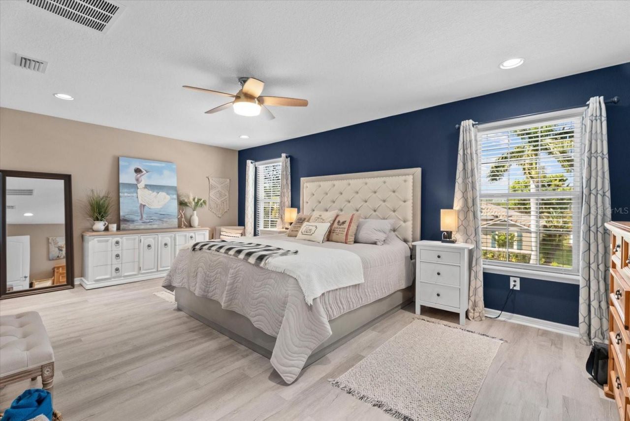 5439 Cartagena Drive , Sarasota, FL 34233 Photo