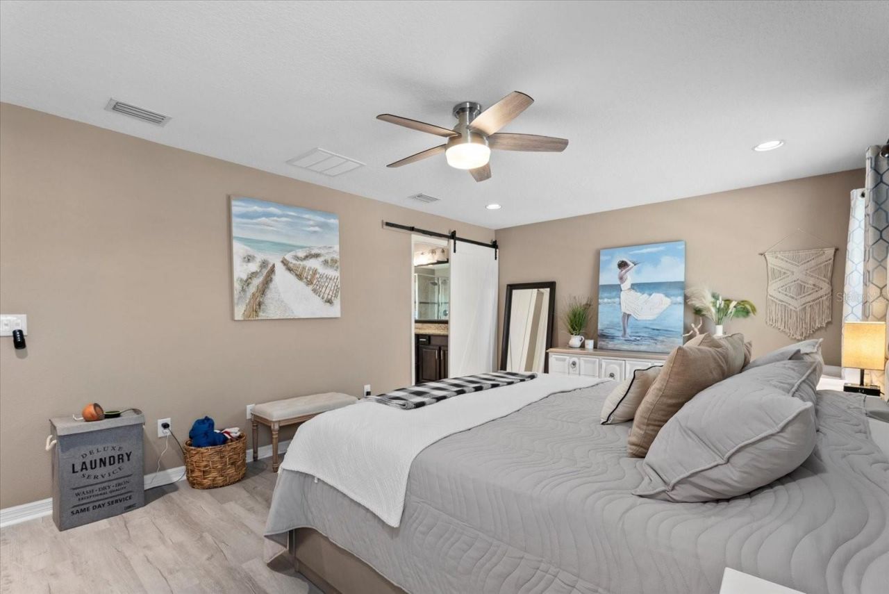 5439 Cartagena Drive , Sarasota, FL 34233 Photo