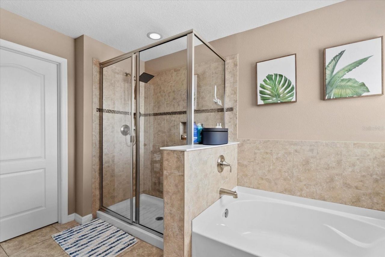 5439 Cartagena Drive , Sarasota, FL 34233 Photo