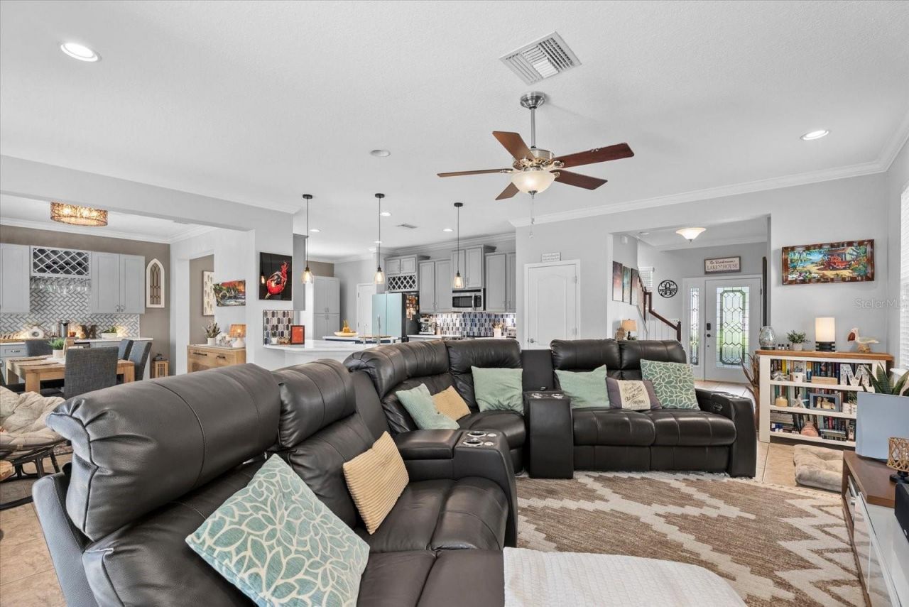 5439 Cartagena Drive , Sarasota, FL 34233 Photo