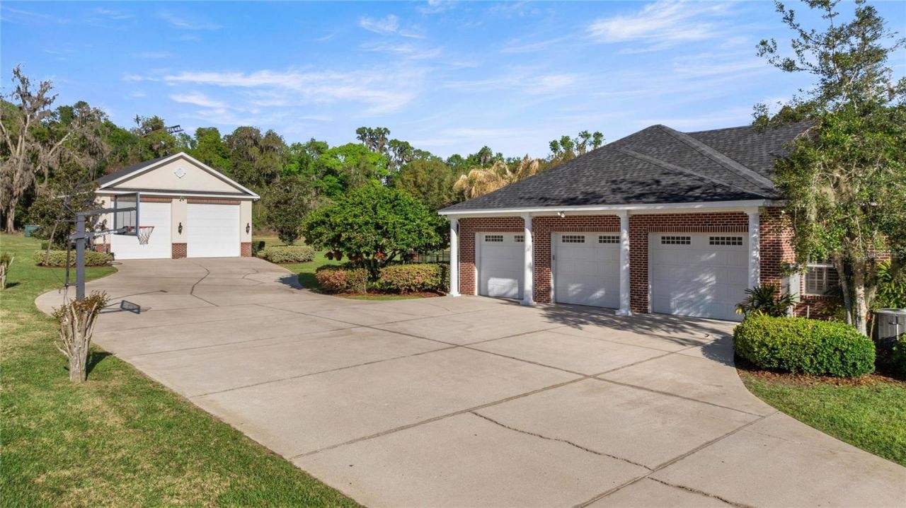 8064 SE 15th Court, Ocala, FL 34480 Photo
