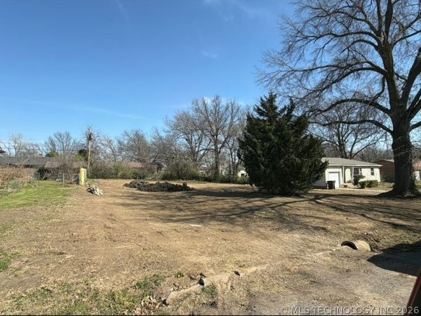 3406 Harvey , Bartlesville, OK 74006