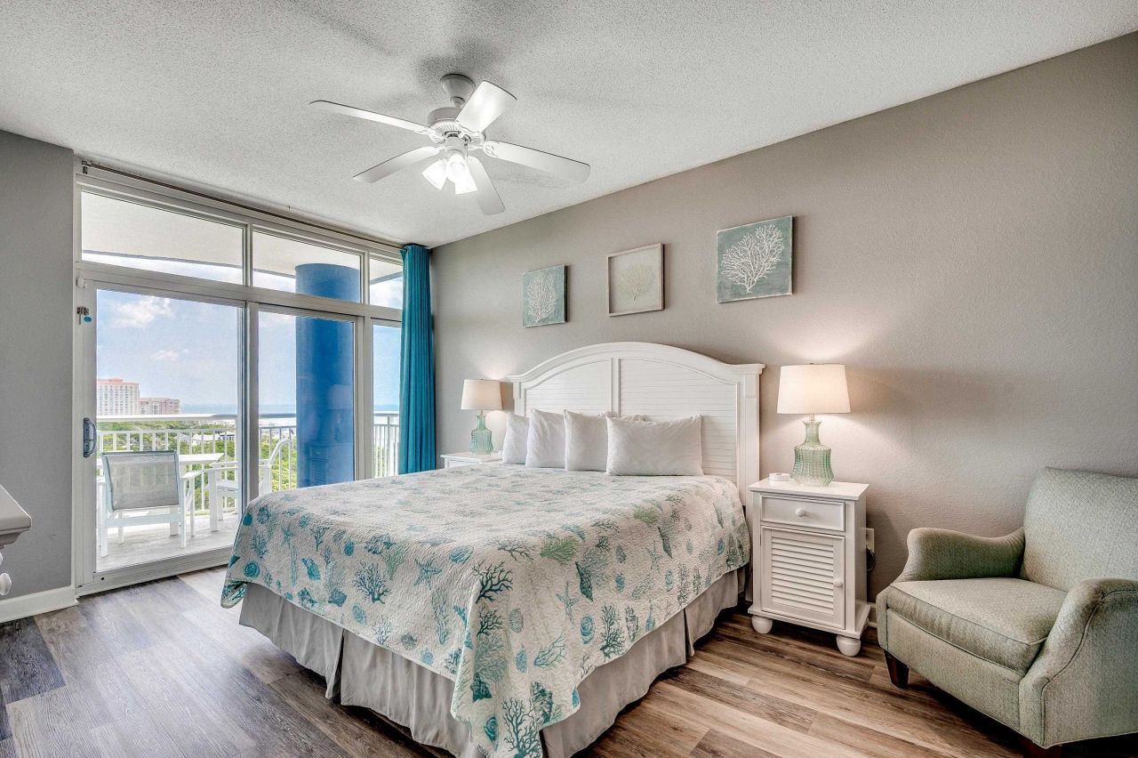 215 77th Ave. N  Photo 13