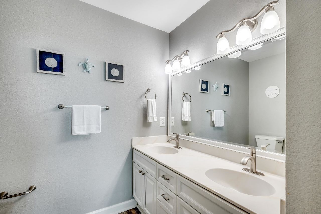 215 77th Ave. N  Photo 18