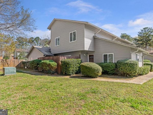 4908 Willow Lane, Austell, GA 30106