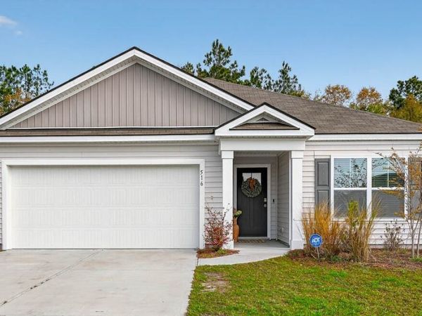 516 Autumns Wood Circle W, Brunswick, GA 31525