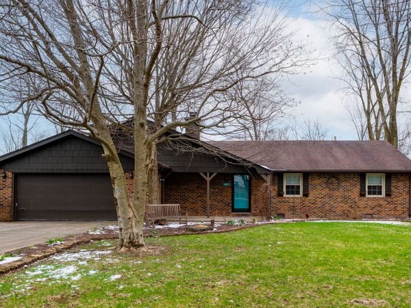 100 E Michelle Lane, Pendleton, IN 46064