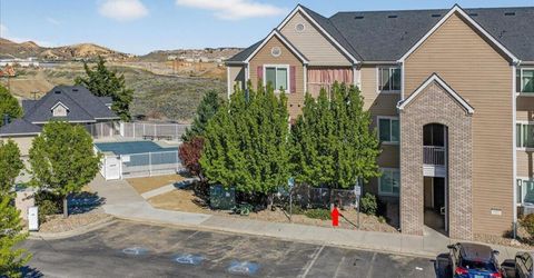 200 Talus Way, Unit APT 111, Reno, NV 89503 Photo