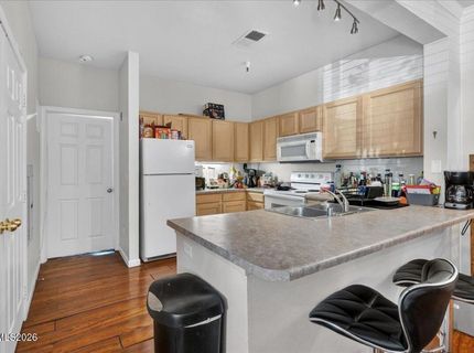 200 Talus Way, Unit APT 111, Reno, NV 89503 Photo