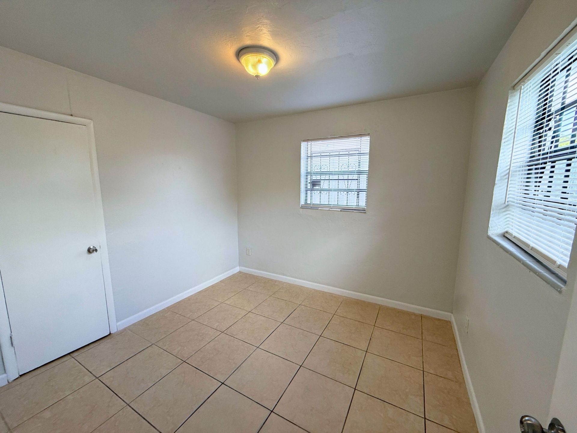 1490 NE 152nd Street, North Miami Beach, FL 33162 Photo