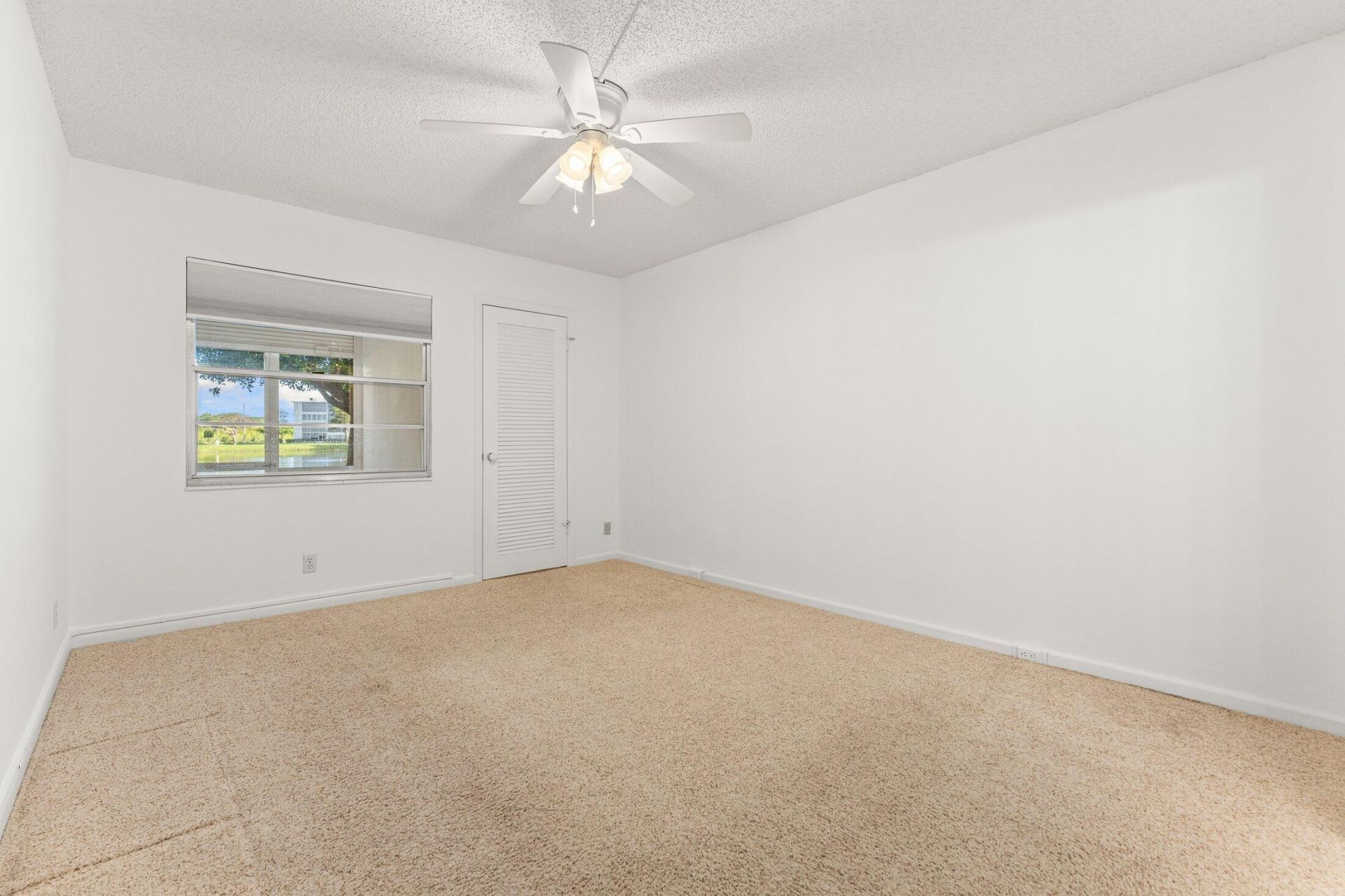 1047 Lincoln C, Boca Raton, FL 33434 Photo