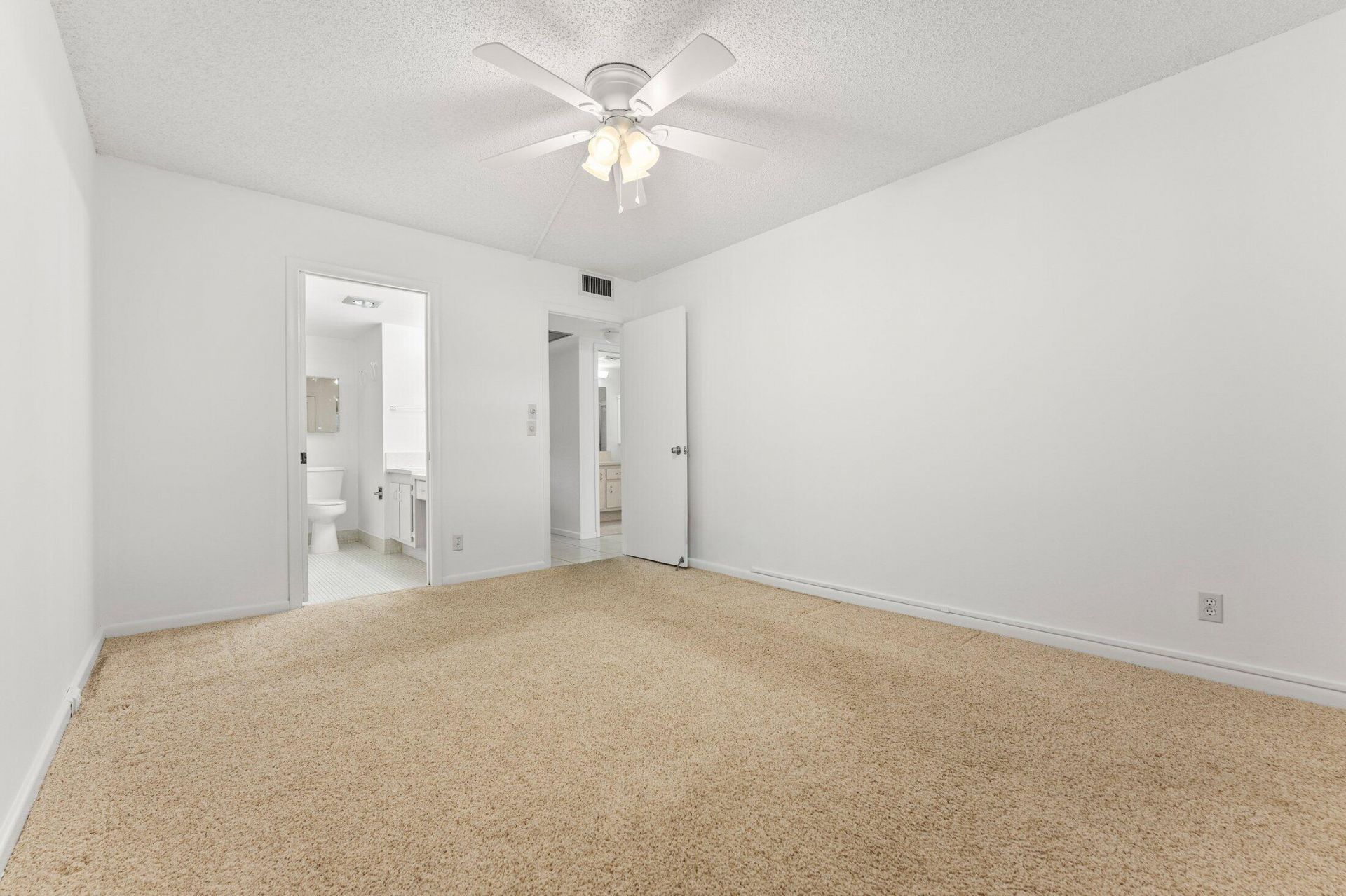 1047 Lincoln C, Boca Raton, FL 33434 Photo