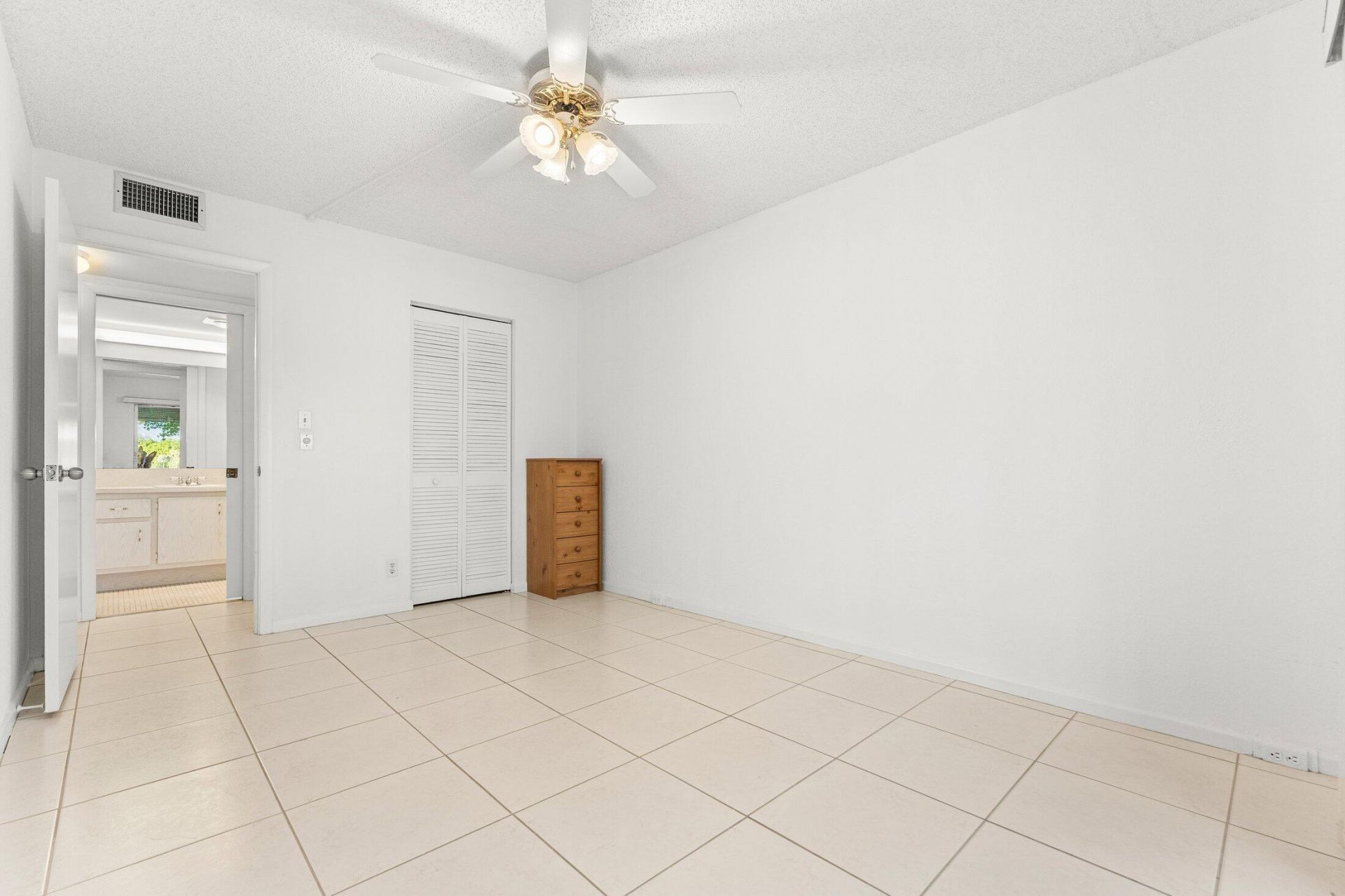 1047 Lincoln C, Boca Raton, FL 33434 Photo