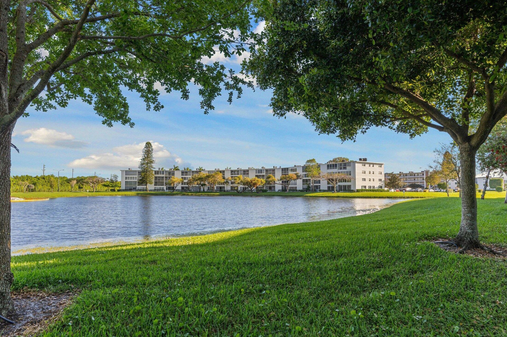 1047 Lincoln C, Boca Raton, FL 33434 Photo