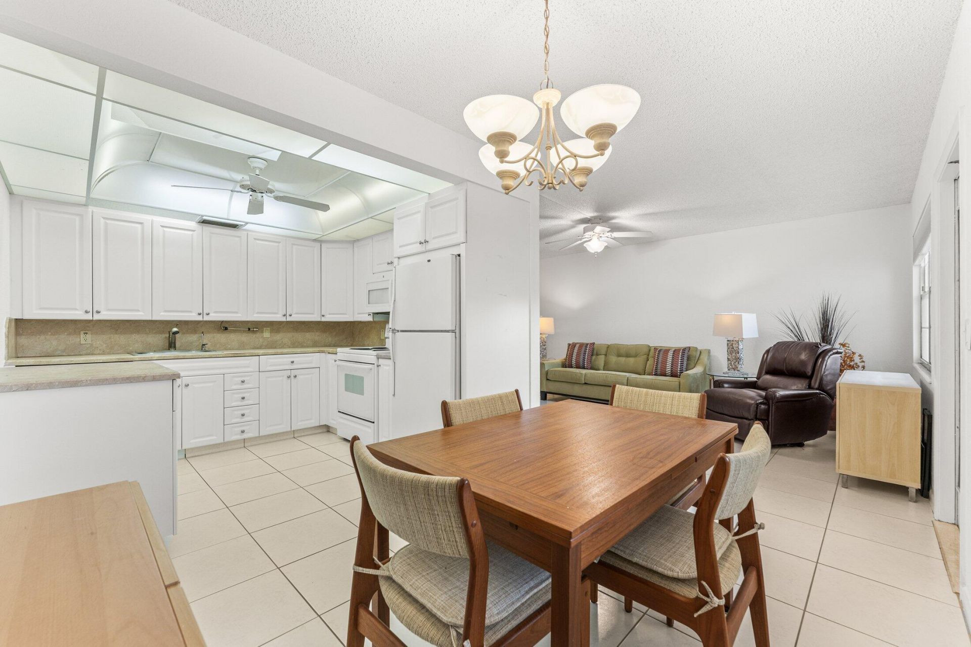 1047 Lincoln C, Boca Raton, FL 33434 Photo