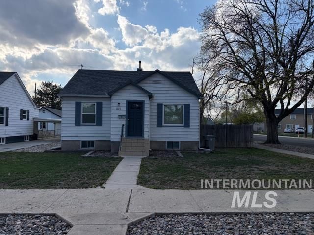 103 S Fern Street, Nampa, ID 83686 Main Photo