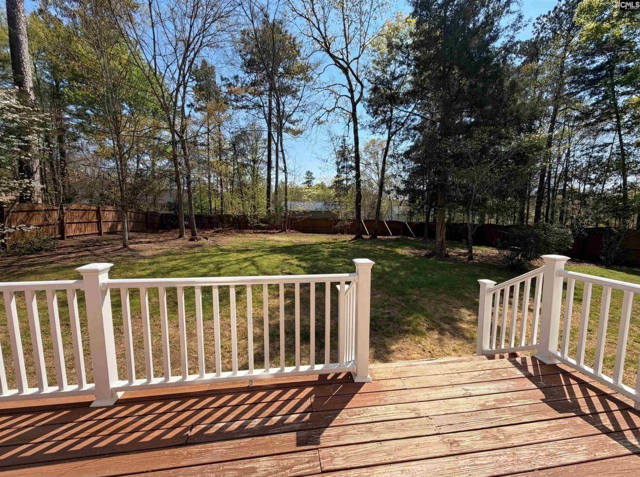 112 Coopers Hawk Circle  Photo 11