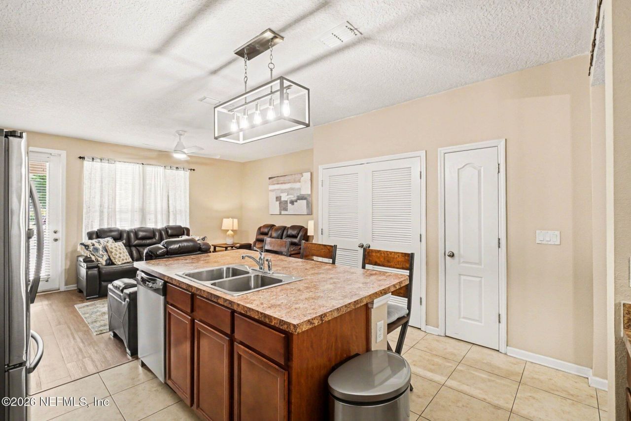 4220 Plantation Oaks Boulevard, Unit 1715, Orange Park, FL 32065 Photo