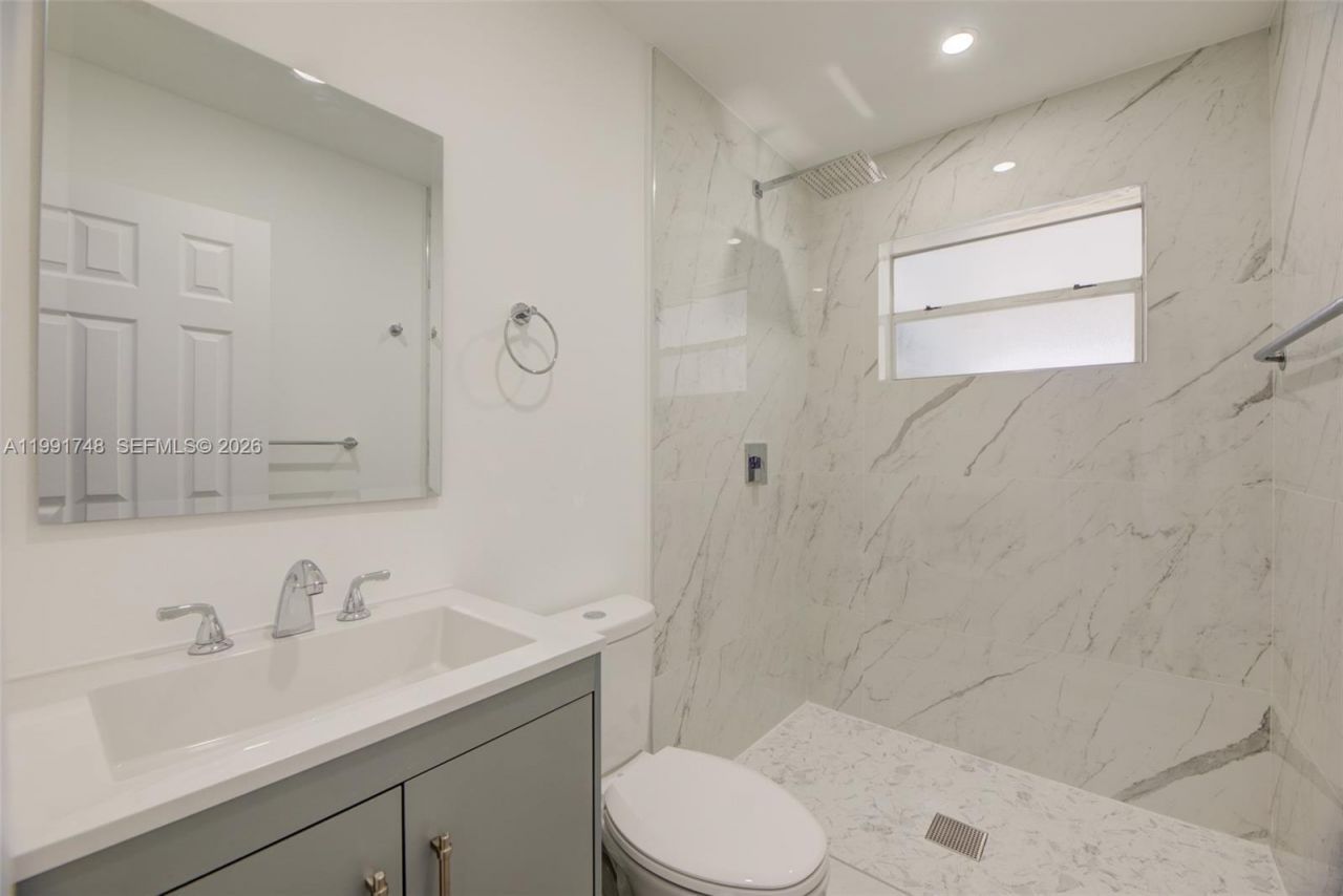 7811 NW 10th St, Unit 7811, Pembroke Pines, FL 33024 Photo