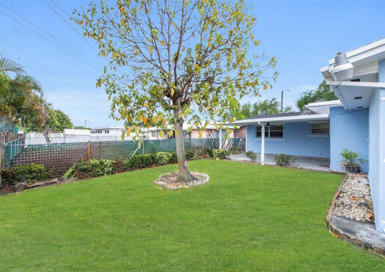 7811 NW 10th St, Unit 7811, Pembroke Pines, FL 33024 Photo